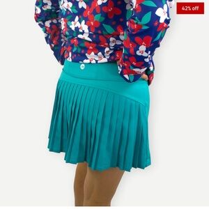 Inward Half Kenzie Skort